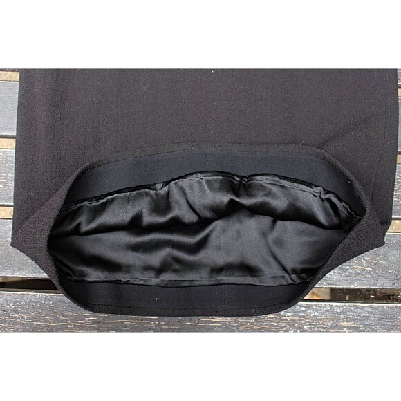 Olivine Gabbro - Sleeveless Wool Sheath Dress with Silk Organza Accents, size 4 - Picture 11 of 15